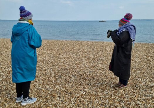 2 ladies by sea